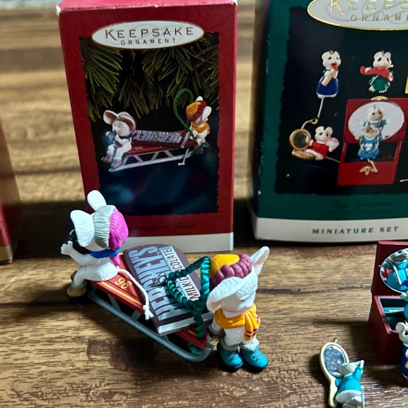 Hallmark • 3 Boxes • Tiny Mouse Treasures/ Time For A Treat/ Dad • Ornaments - Picture 7 of 16